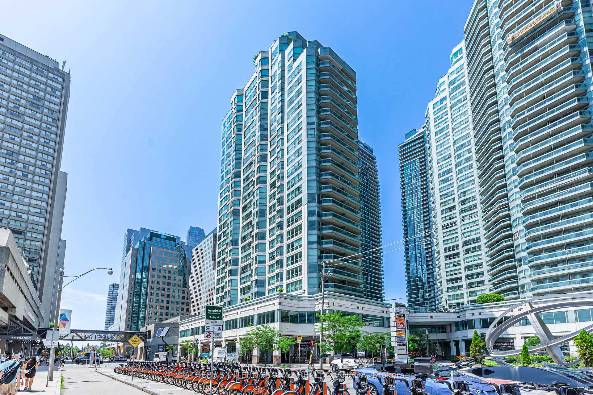 Photo 25 of Unit 702, 10 Queens Quay W, Toronto, Waterfront Communities — HOMEH