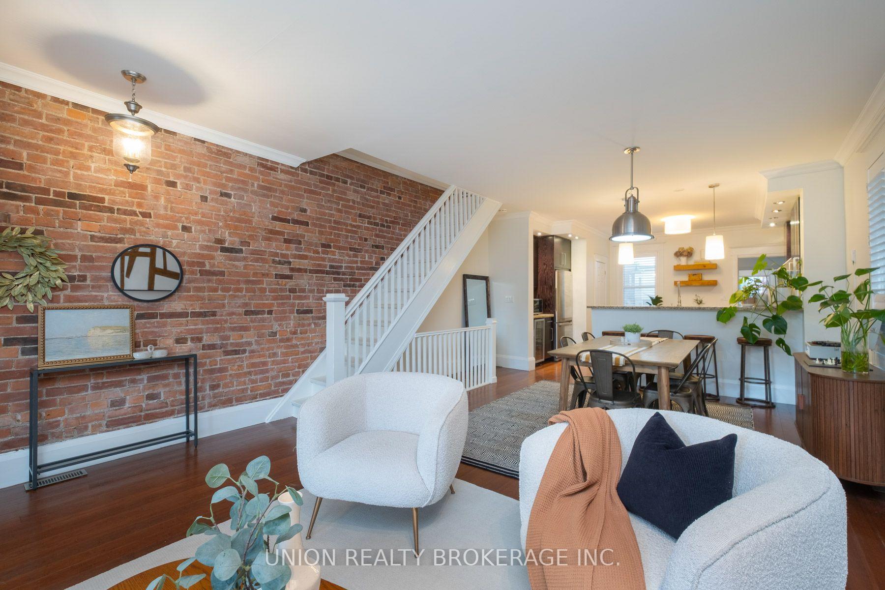 Photo 2 of 339 Kingston Road, Toronto, The Beaches — HOMEH