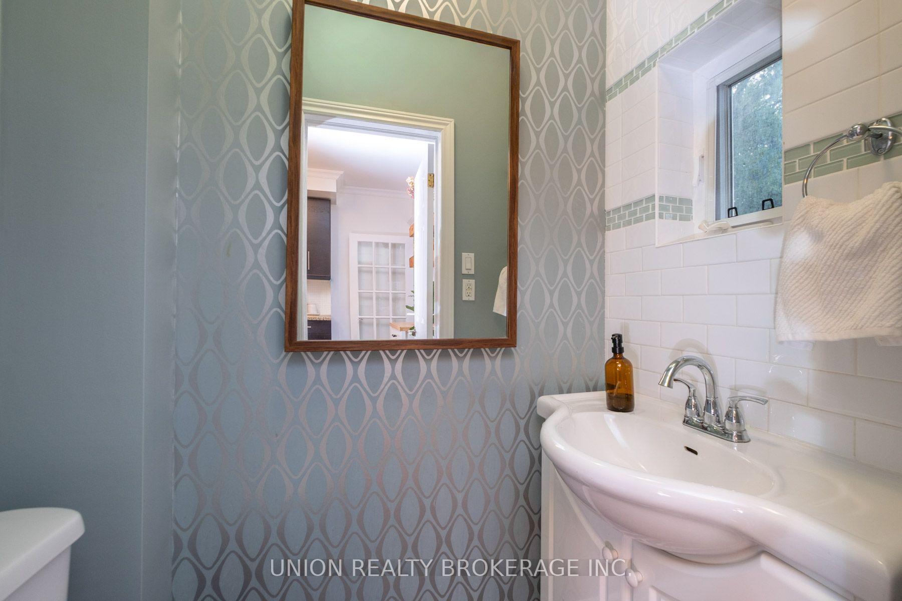 Photo 22 of 339 Kingston Road, Toronto, The Beaches — HOMEH