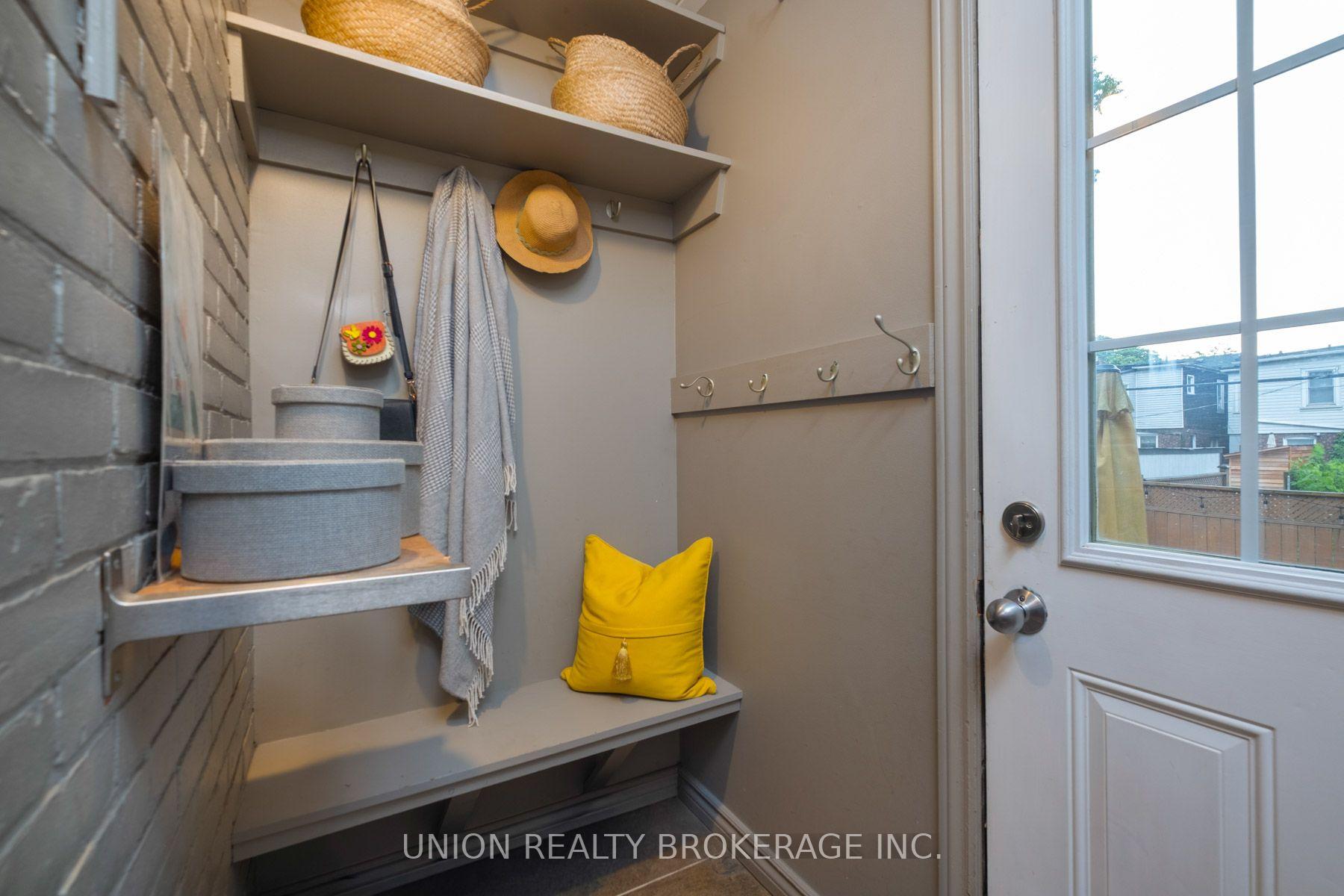 Photo 23 of 339 Kingston Road, Toronto, The Beaches — HOMEH