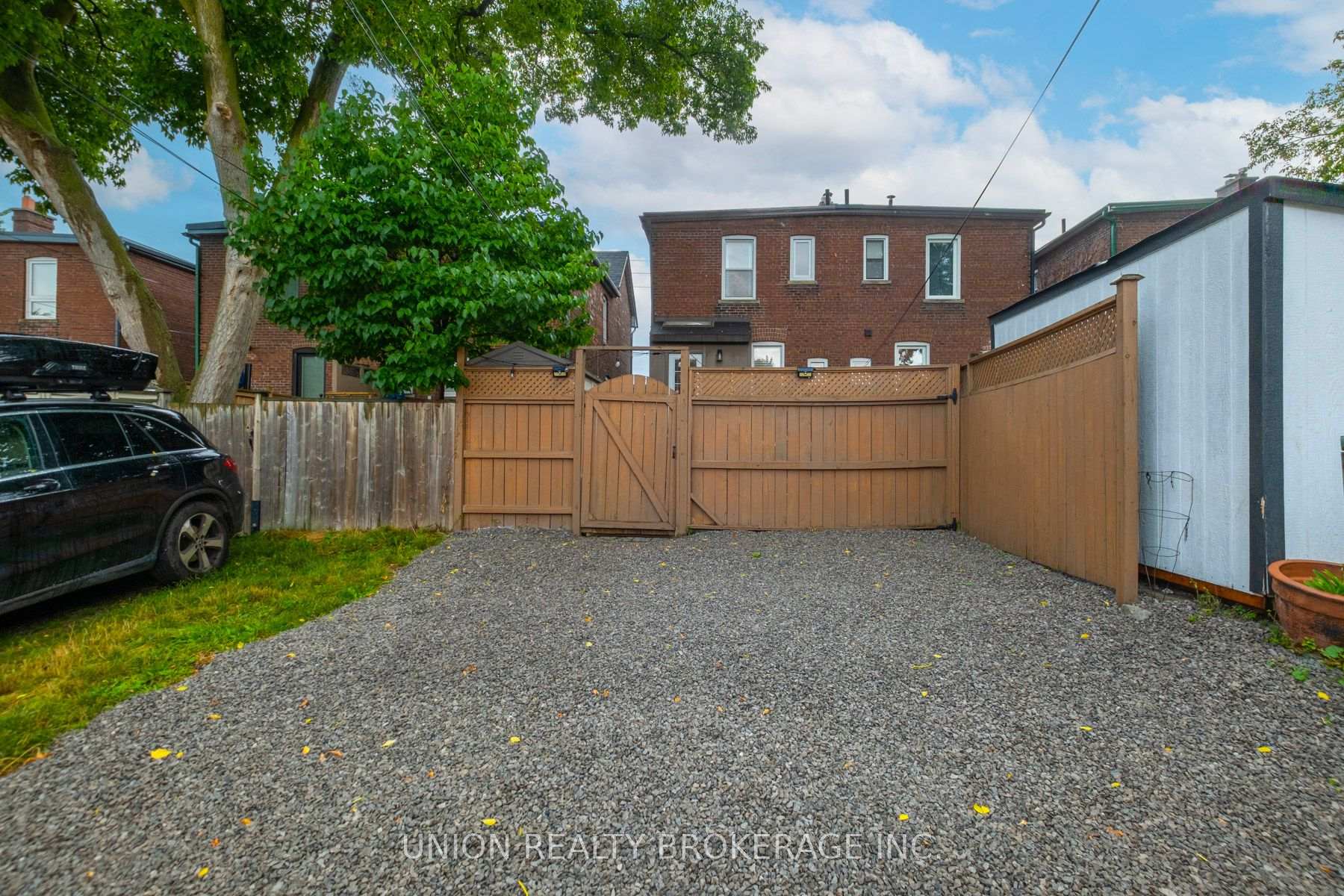 Photo 24 of 339 Kingston Road, Toronto, The Beaches — HOMEH