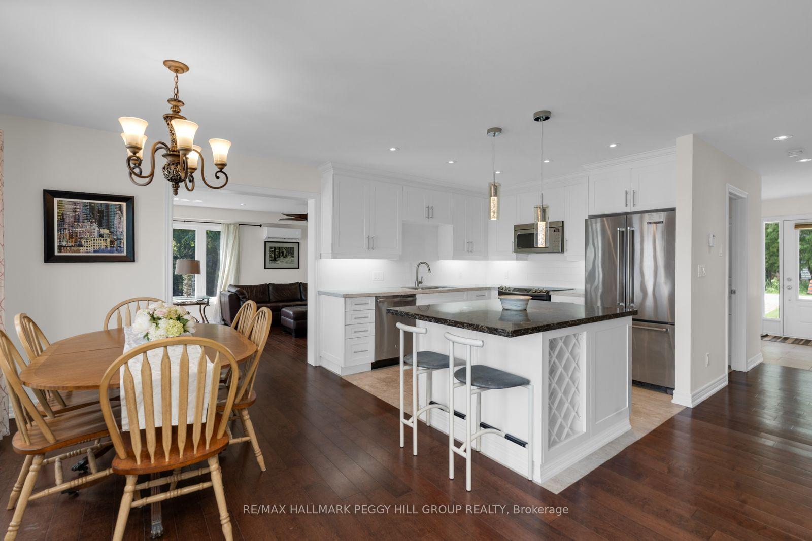 Photo 8 of 2261 Crystal Beach Road, Innisfil, Alcona — HOMEH