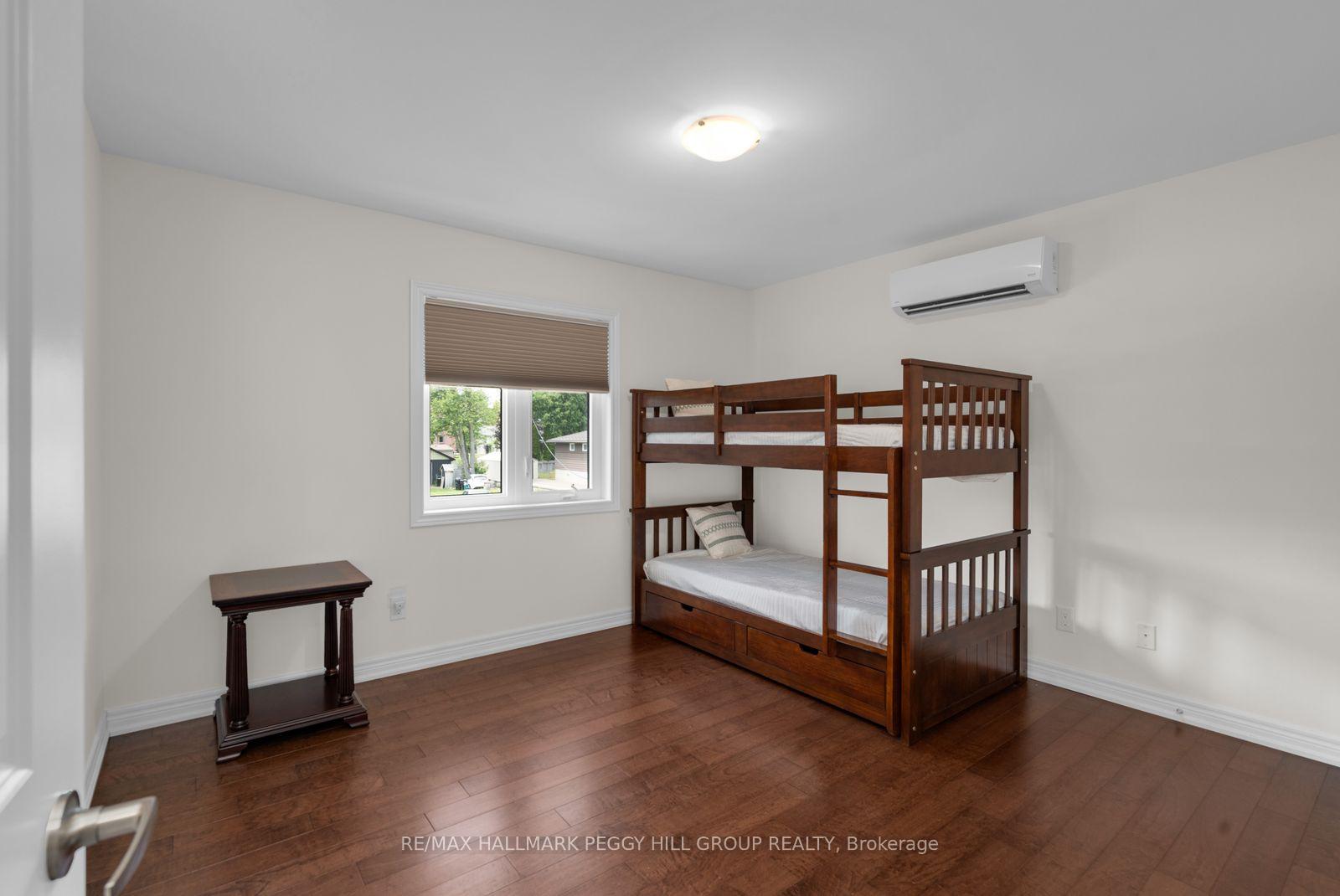 Photo 16 of 2261 Crystal Beach Road, Innisfil, Alcona — HOMEH