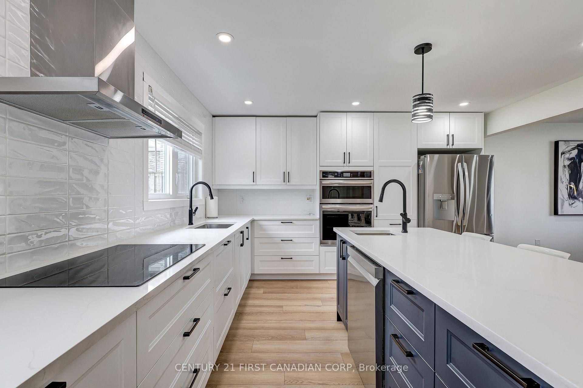 Photo 16 of 123 Hillsmount Crescent, London, South M — HOMEH