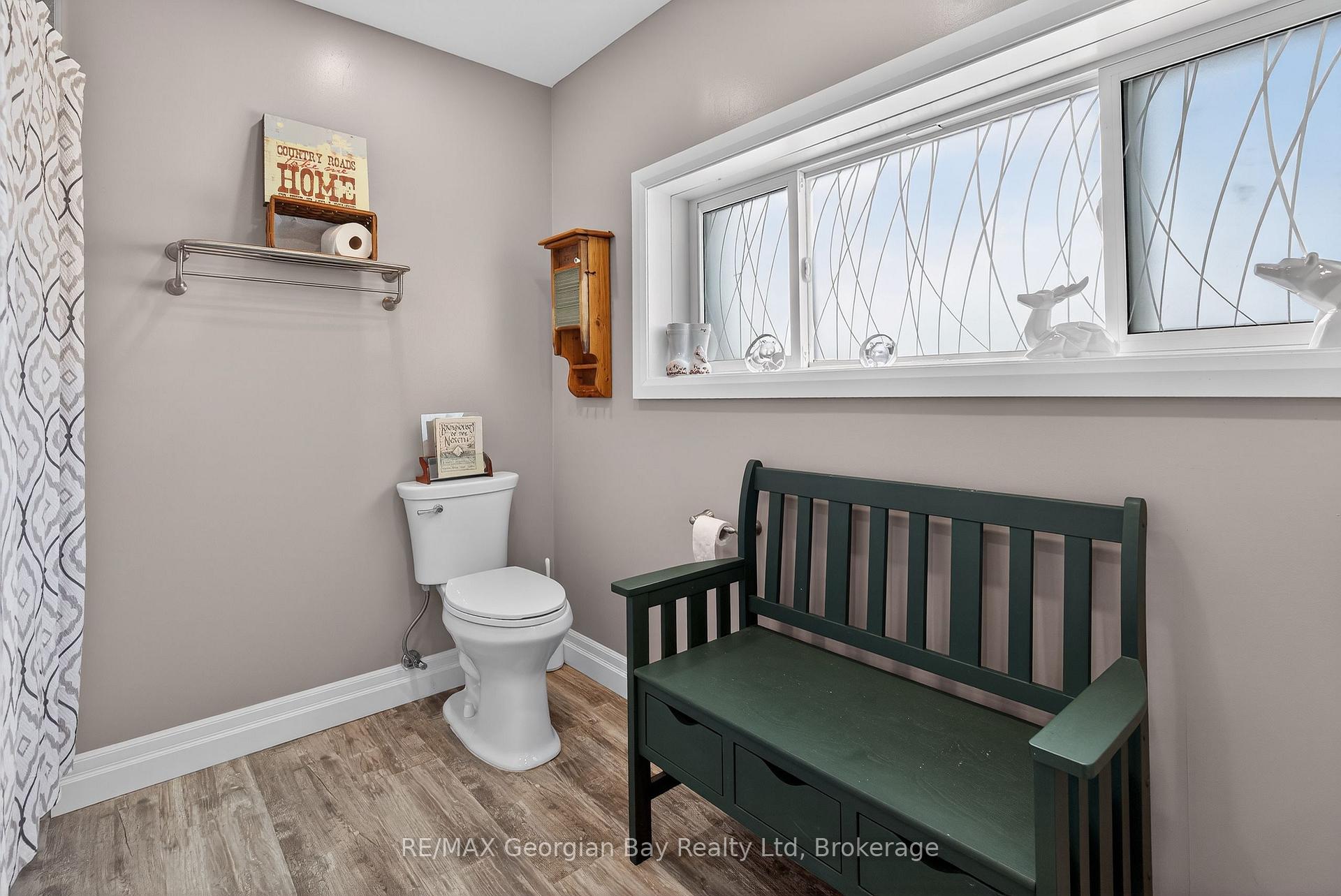 Photo 33 of 449 Park Street, Tay, Rural Tay — HOMEH