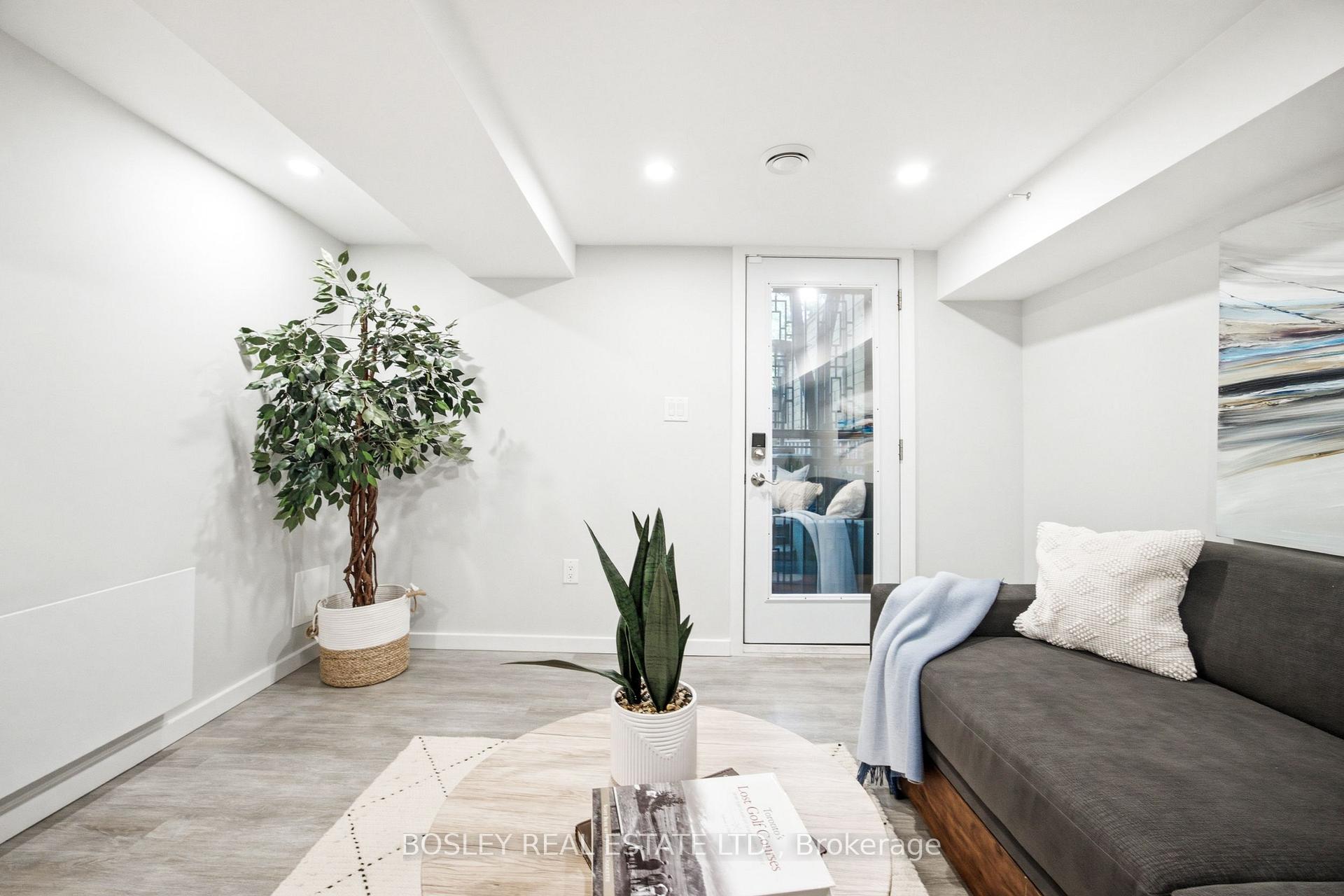 Photo 32 of 13 Aldridge Avenue, Toronto, Woodbine Corridor — HOMEH
