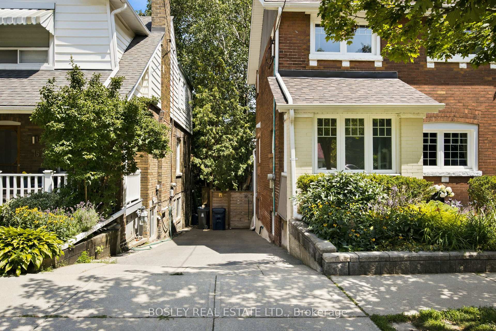 Photo 46 of 13 Aldridge Avenue, Toronto, Woodbine Corridor — HOMEH