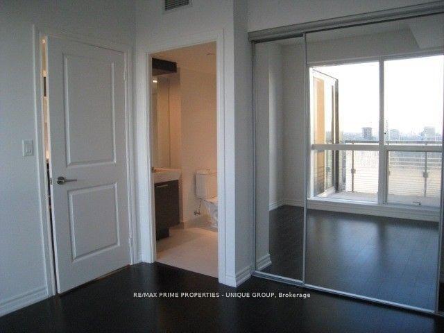 Photo 8 of Unit 4101, 386 Yonge Street, Toronto, Bay Street Corridor — HOMEH