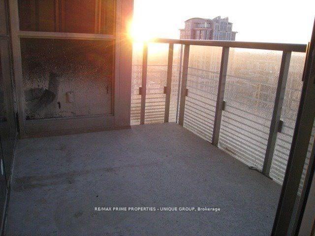 Photo 12 of Unit 4101, 386 Yonge Street, Toronto, Bay Street Corridor — HOMEH