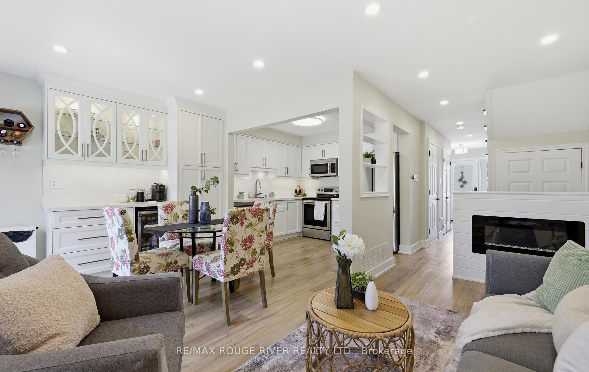 Photo 8 of 79 Somerscales Drive, Clarington, Bowmanville — HOMEH