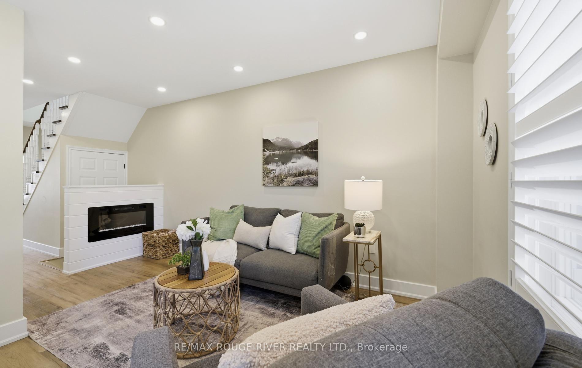 Photo 9 of 79 Somerscales Drive, Clarington, Bowmanville — HOMEH