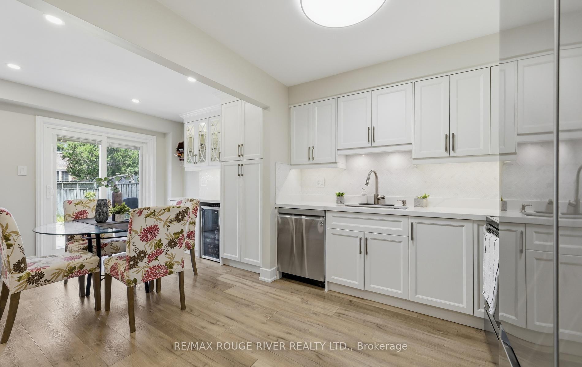 Photo 14 of 79 Somerscales Drive, Clarington, Bowmanville — HOMEH