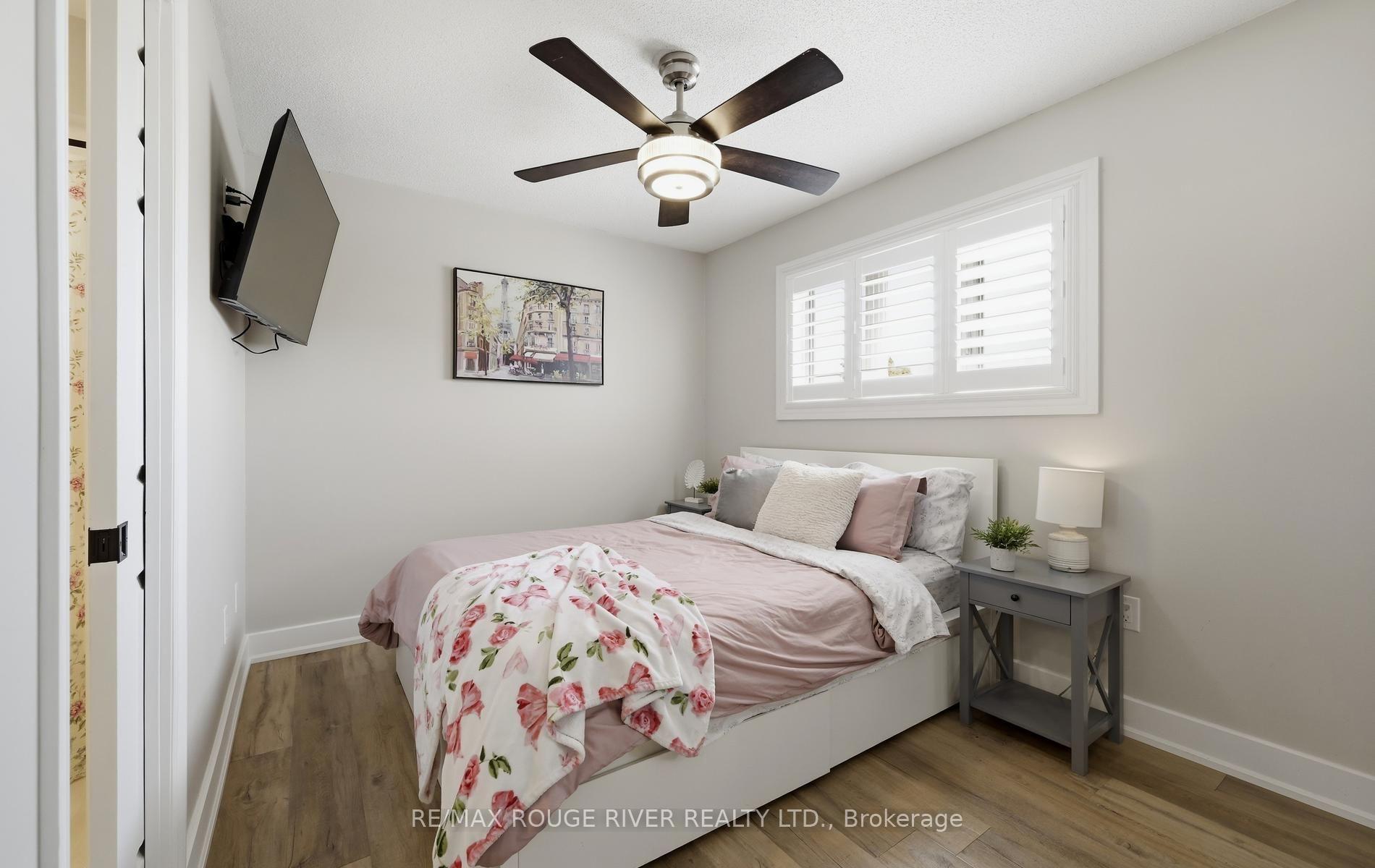 Photo 20 of 79 Somerscales Drive, Clarington, Bowmanville — HOMEH