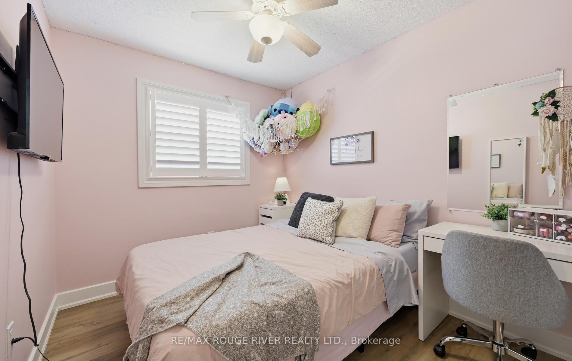Photo 22 of 79 Somerscales Drive, Clarington, Bowmanville — HOMEH