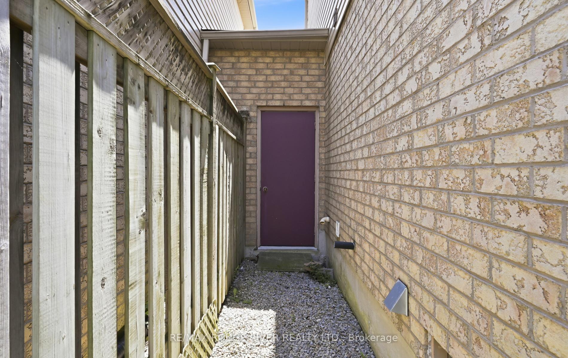 Photo 32 of 79 Somerscales Drive, Clarington, Bowmanville — HOMEH