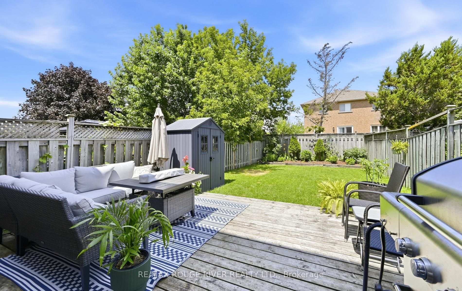 Photo 34 of 79 Somerscales Drive, Clarington, Bowmanville — HOMEH