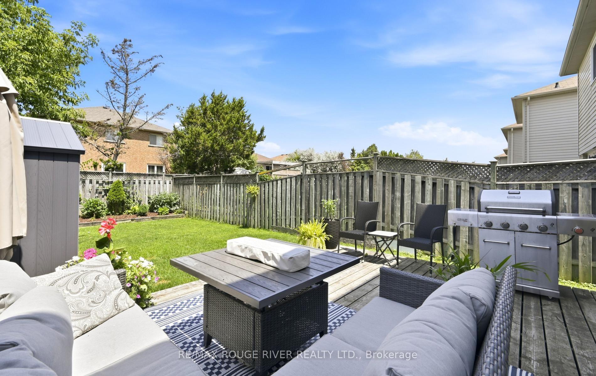 Photo 36 of 79 Somerscales Drive, Clarington, Bowmanville — HOMEH