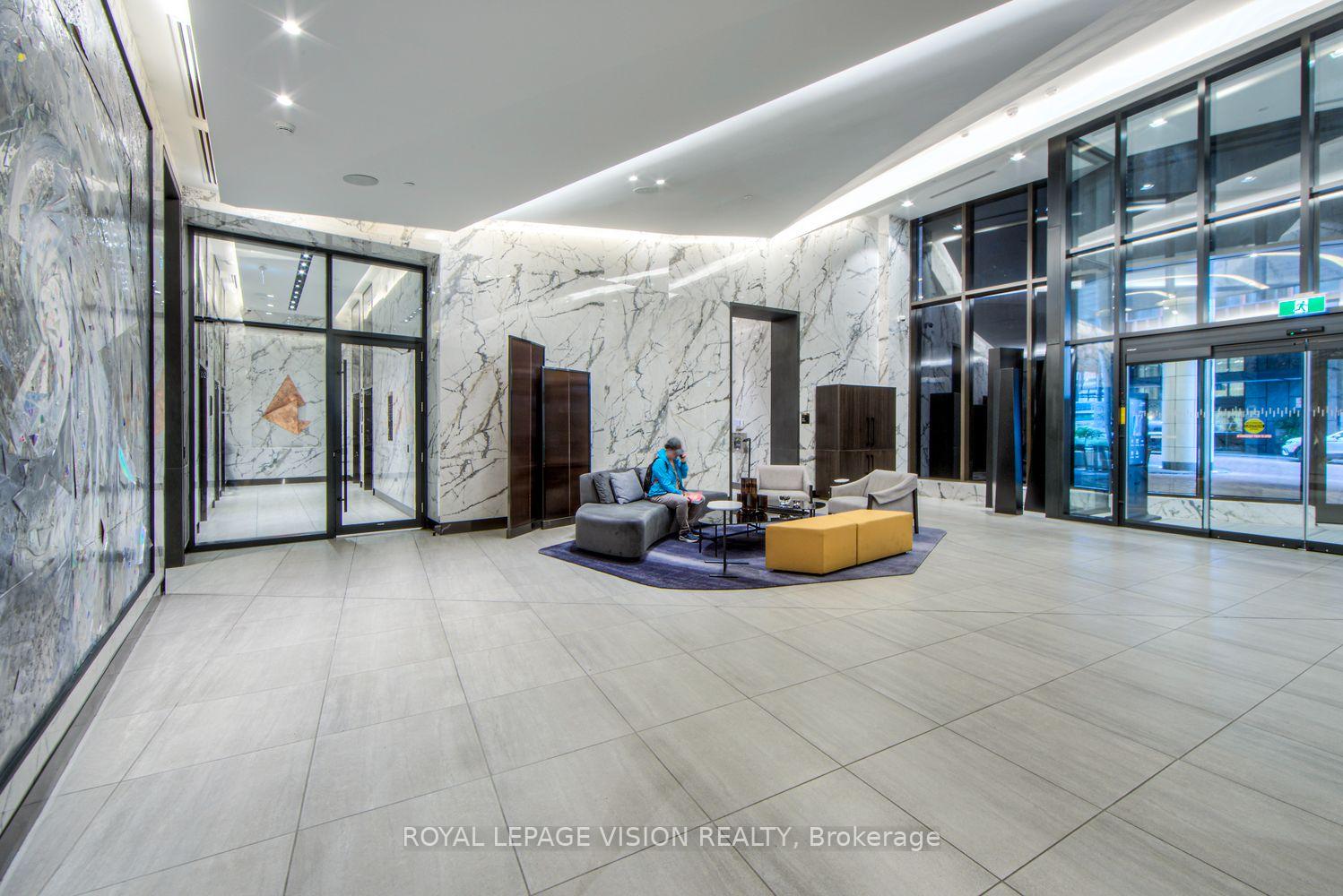 Photo 4 of Unit 1512, 470 Front Street W, Toronto, Waterfront Communities — HOMEH