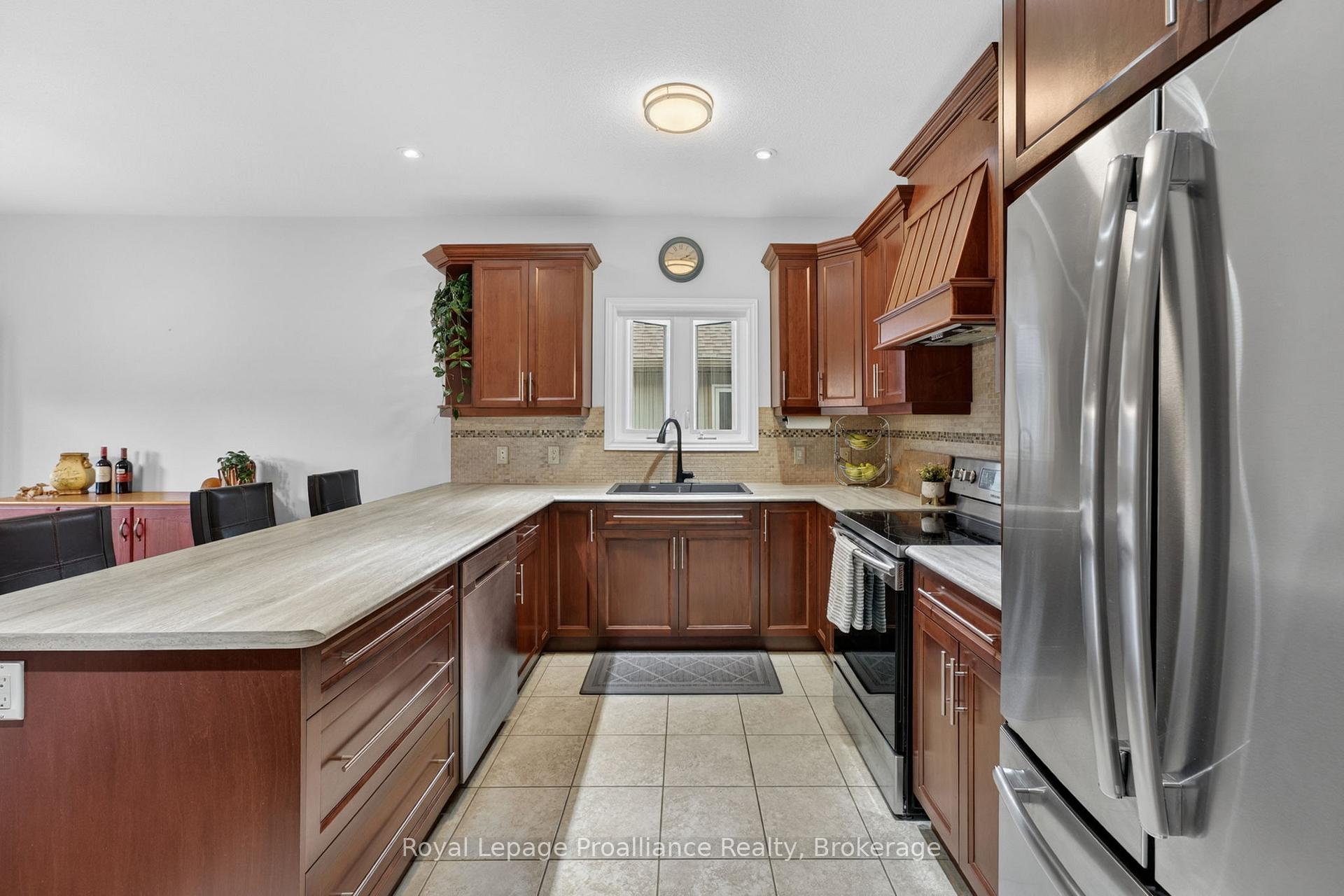 Photo 15 of 4 Merrill Drive, Prince Edward County, Wellington Ward — HOMEH