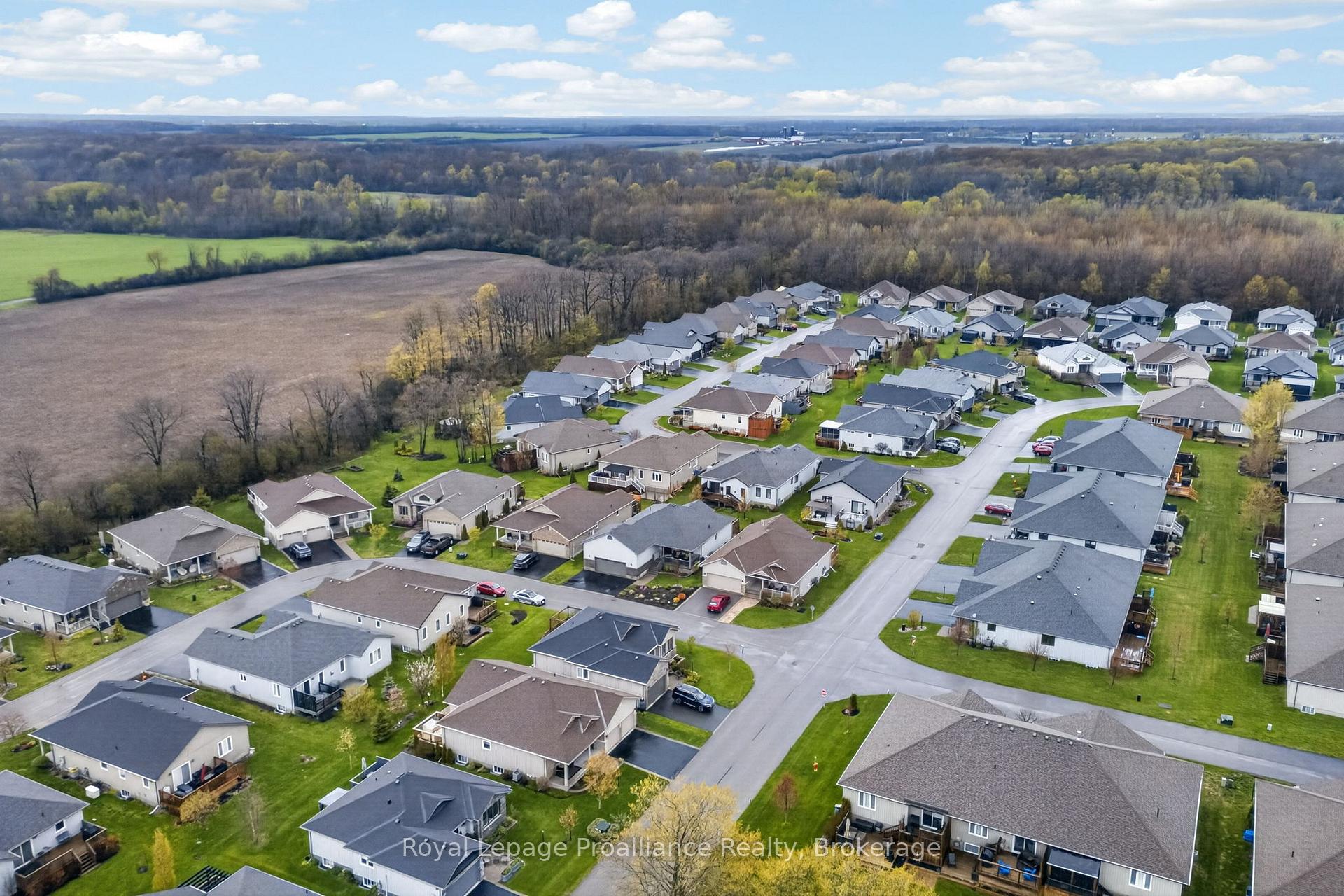 Photo 30 of 4 Merrill Drive, Prince Edward County, Wellington Ward — HOMEH
