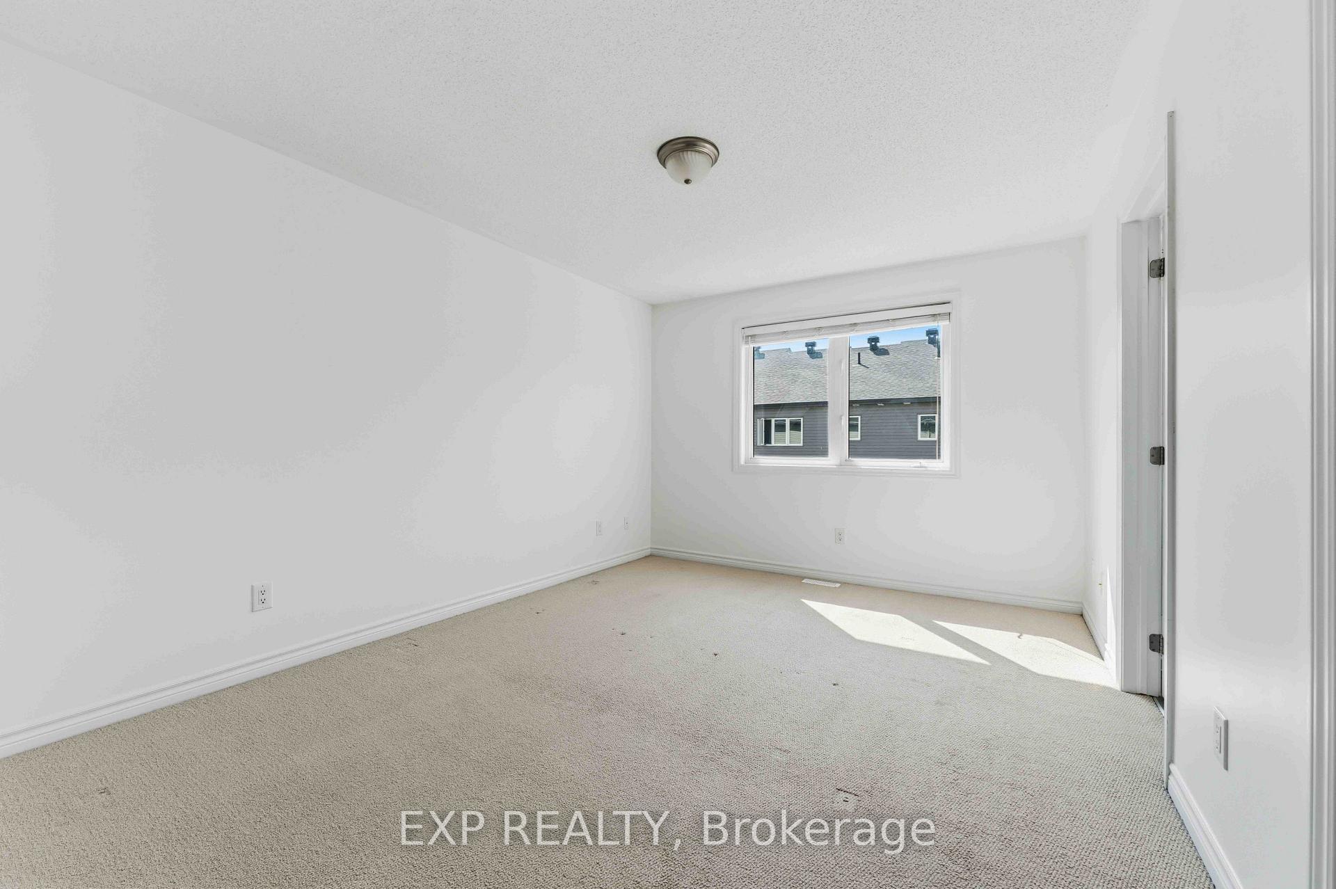 Photo 20 of 82 Buffalograss Crescent, Ottawa, Barrhaven - Half Moon Bay — HOMEH