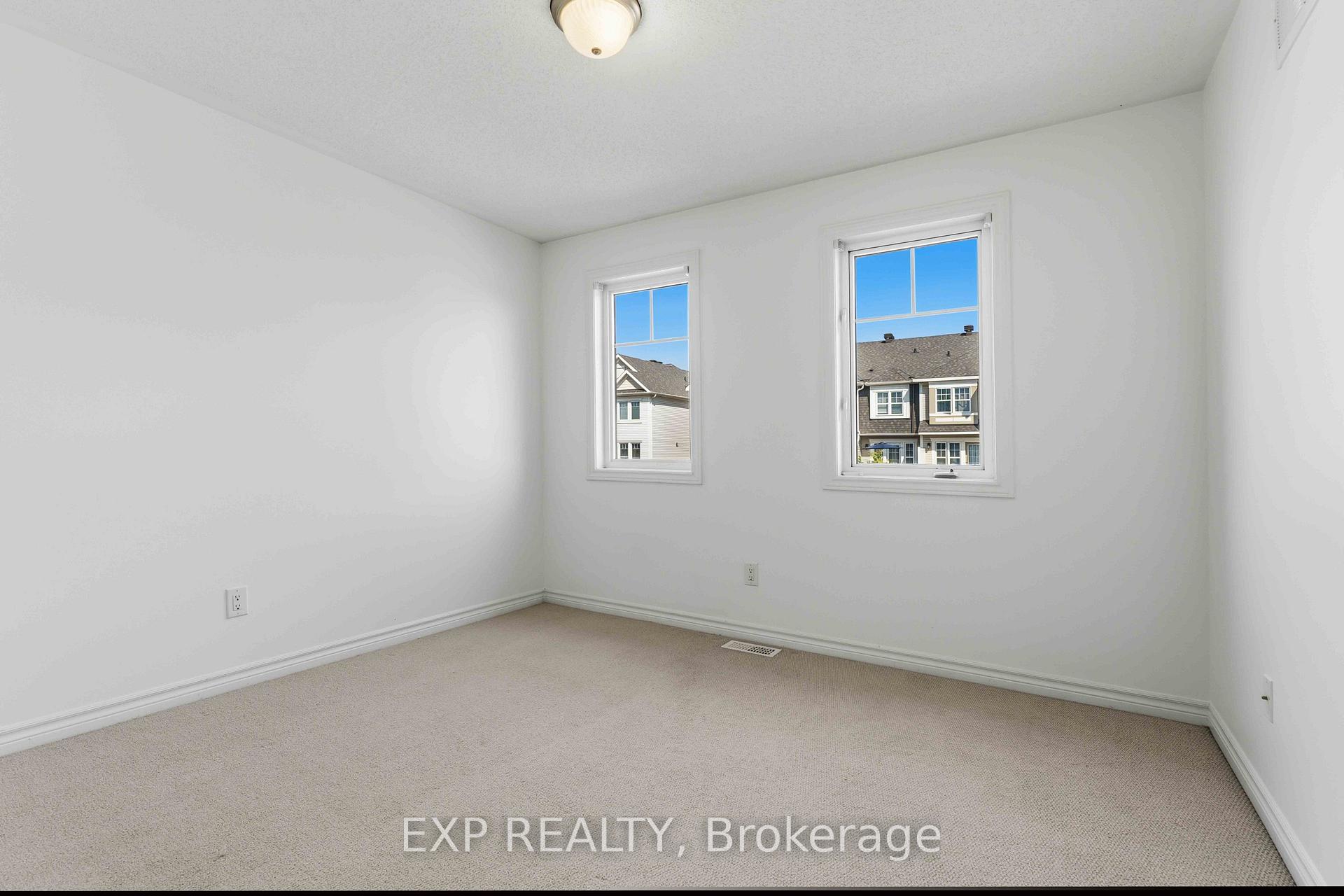 Photo 28 of 82 Buffalograss Crescent, Ottawa, Barrhaven - Half Moon Bay — HOMEH