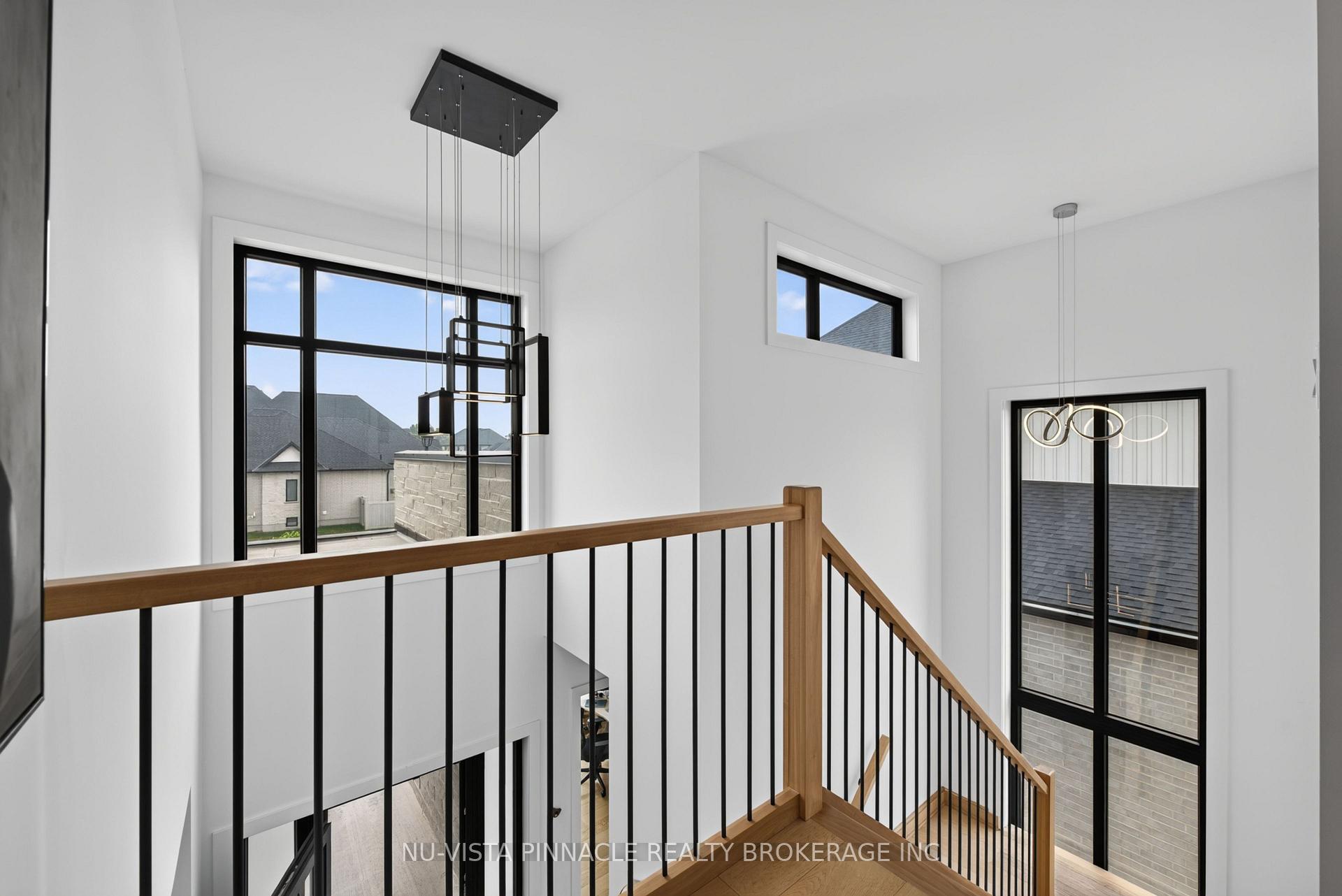 Photo 22 of 7517 Silvercreek Crescent, London, South V — HOMEH