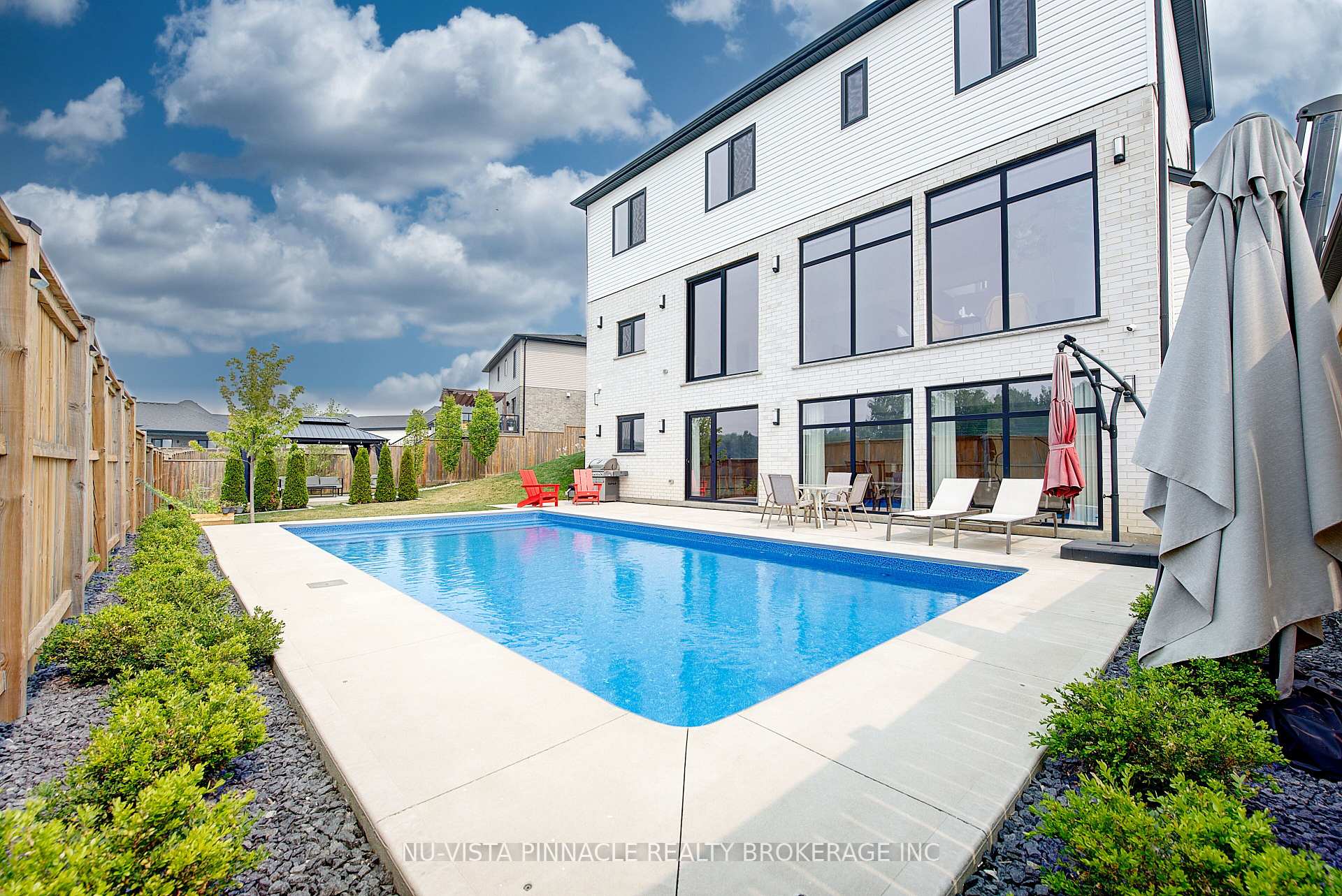 Photo 59 of 7517 Silvercreek Crescent, London, South V — HOMEH