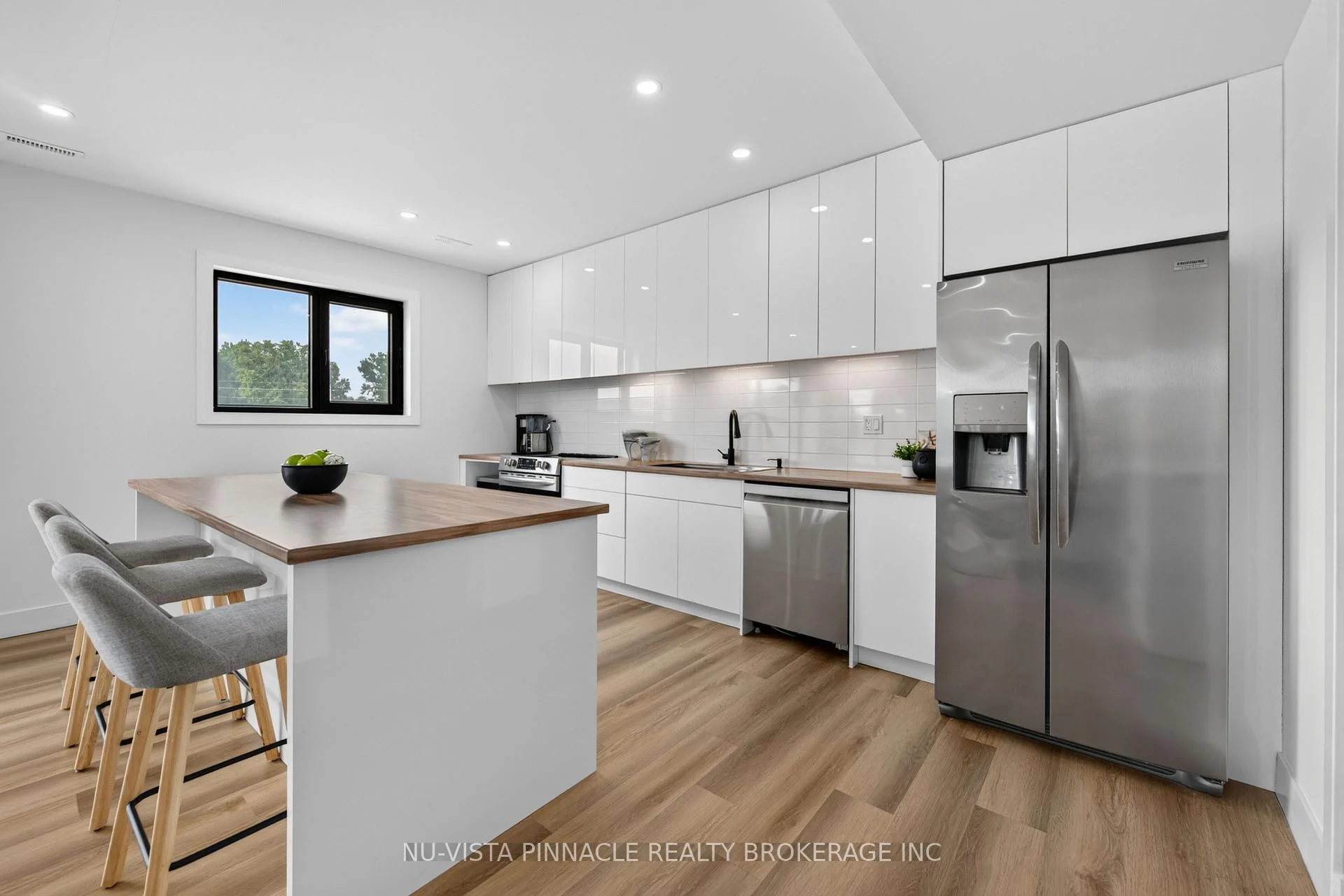 Photo 53 of 7517 Silvercreek Crescent, London, South V — HOMEH