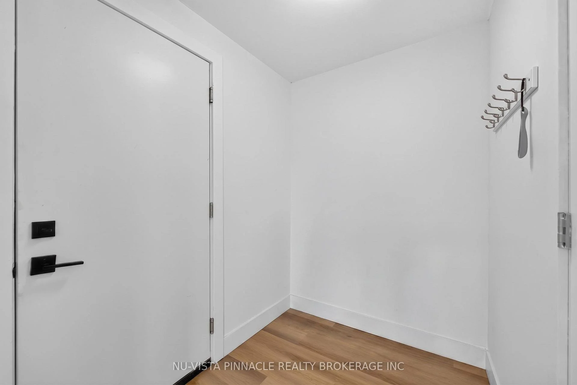 Photo 56 of 7517 Silvercreek Crescent, London, South V — HOMEH