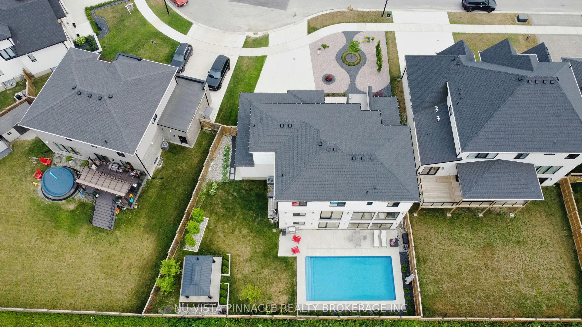 Photo 69 of 7517 Silvercreek Crescent, London, South V — HOMEH