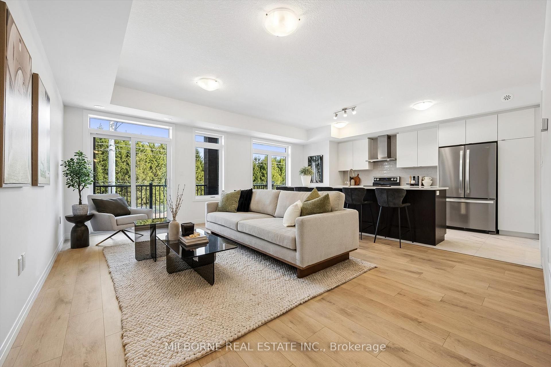 Photo 2 of 34 Thatcher Drive, Guelph, Kortright East — HOMEH