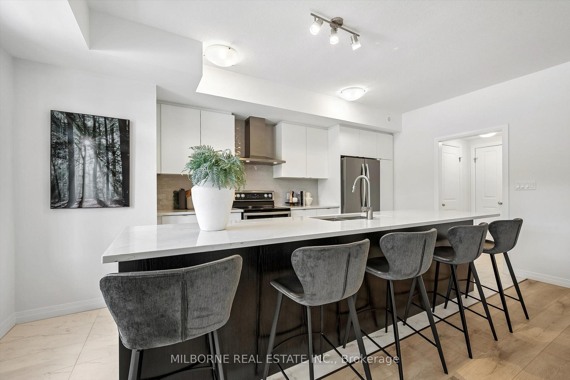 Photo 9 of 34 Thatcher Drive, Guelph, Kortright East — HOMEH
