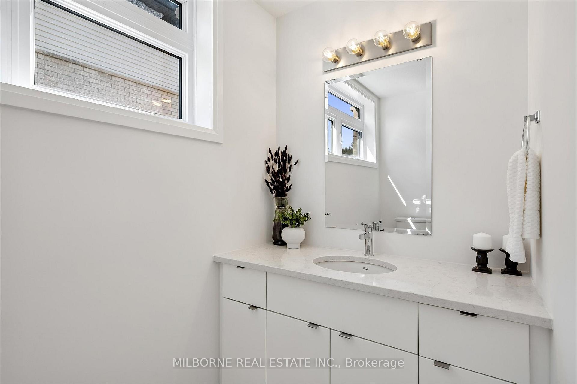Photo 19 of 34 Thatcher Drive, Guelph, Kortright East — HOMEH