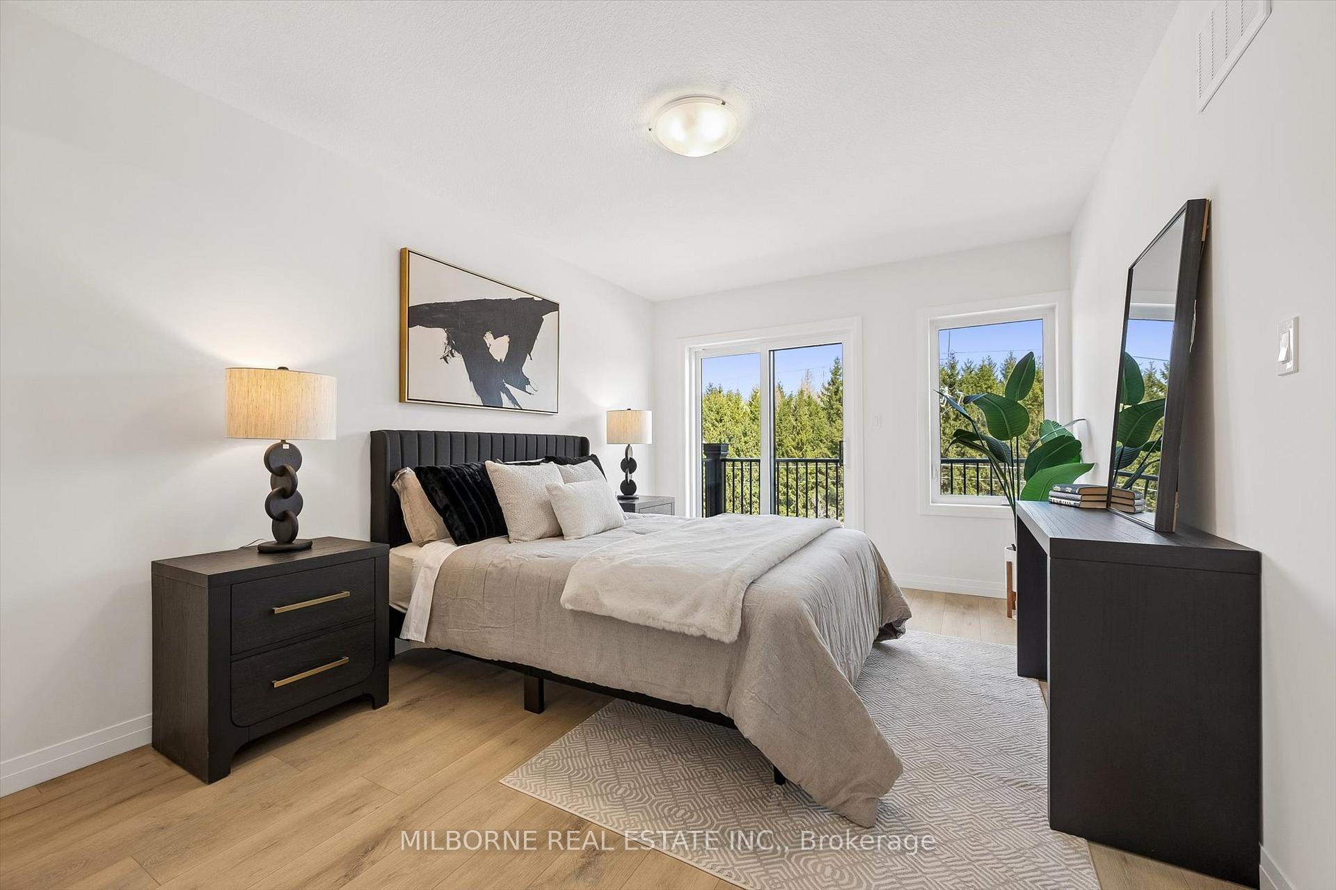Photo 20 of 34 Thatcher Drive, Guelph, Kortright East — HOMEH