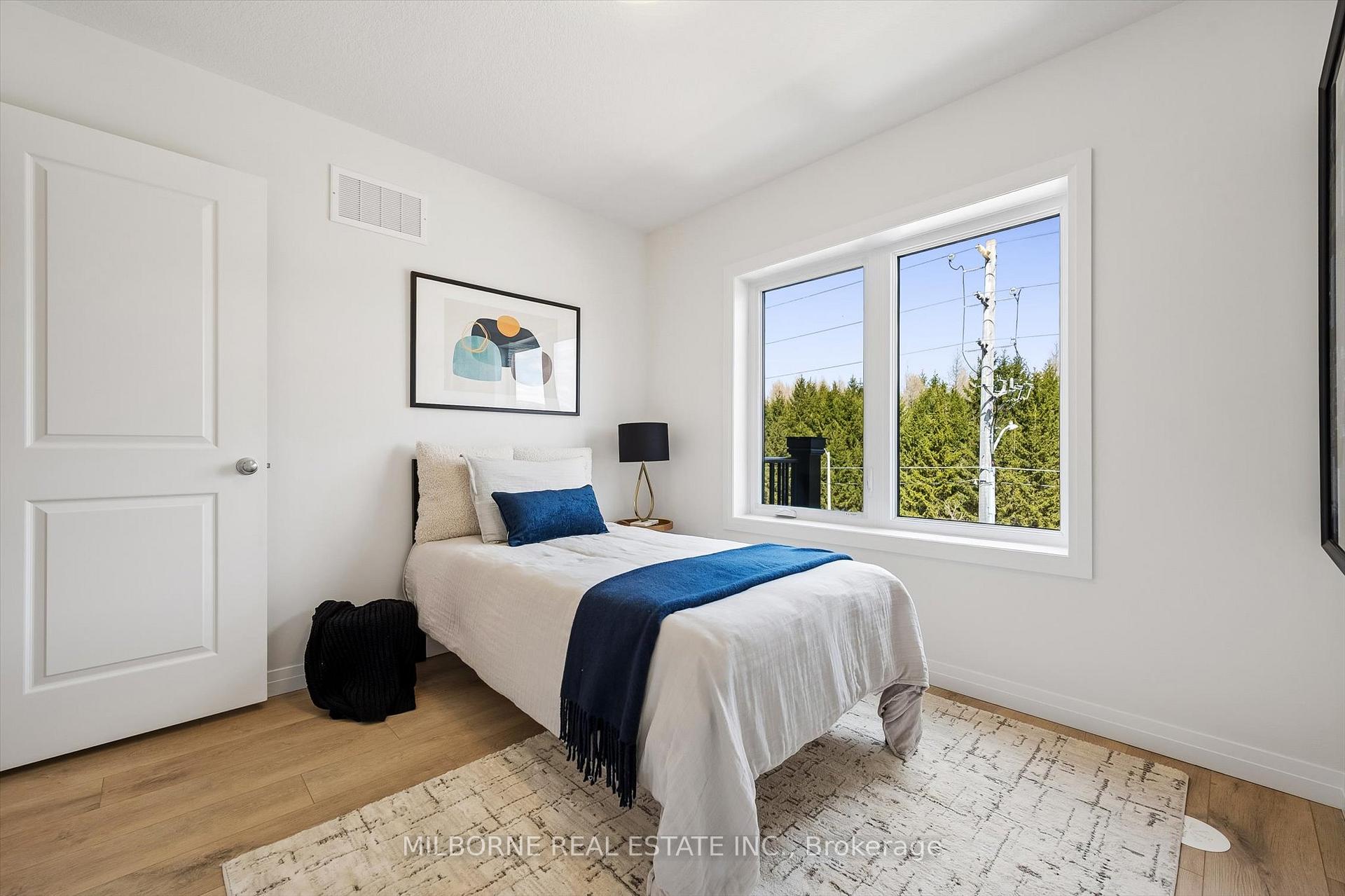 Photo 29 of 34 Thatcher Drive, Guelph, Kortright East — HOMEH
