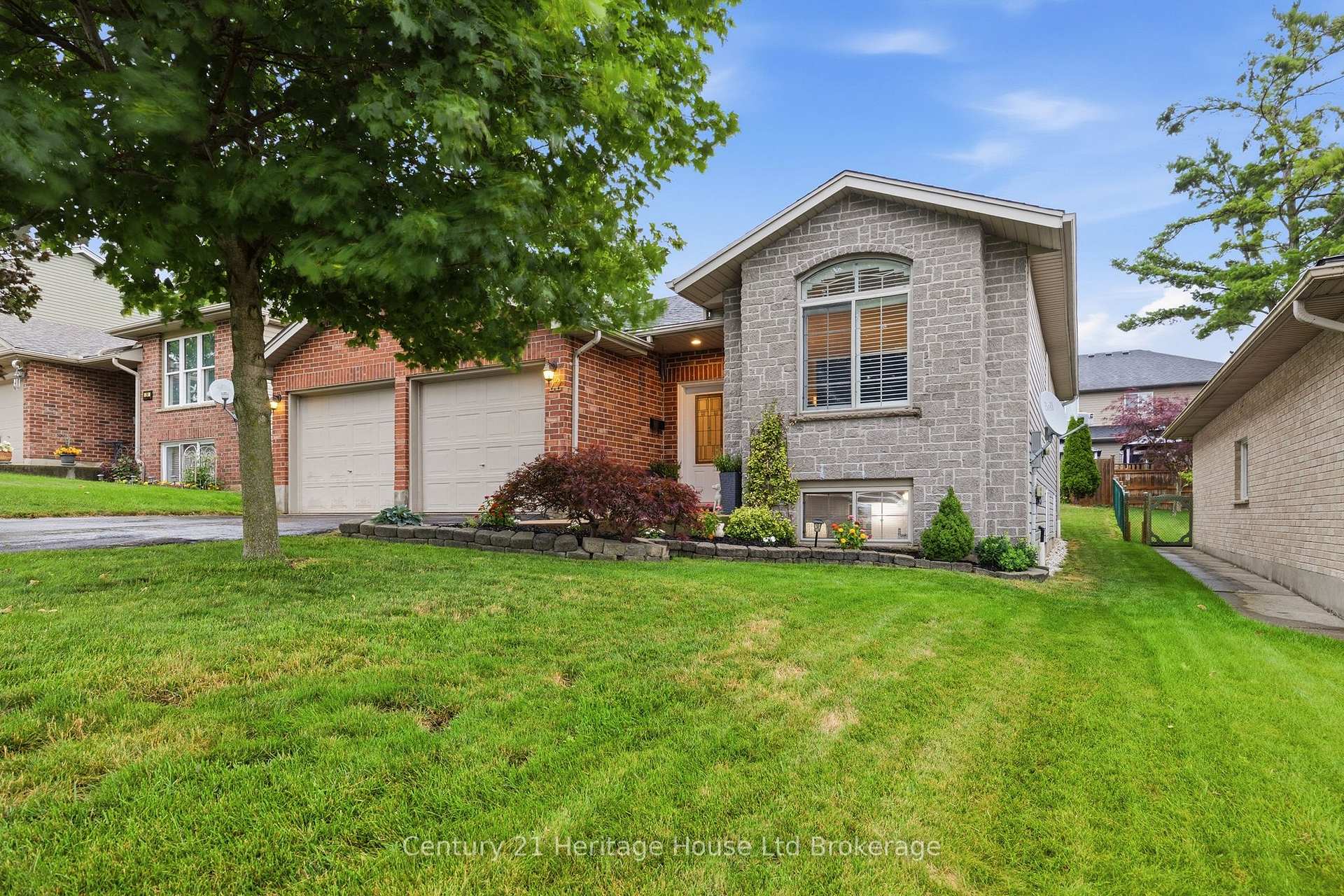 Photo 1 of 22 Hillside Road, Ingersoll, Ingersoll - North — HOMEH