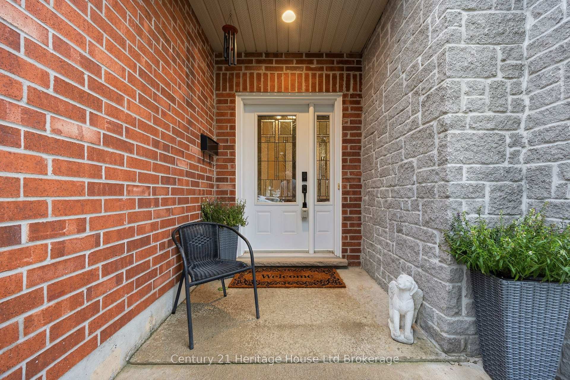 Photo 3 of 22 Hillside Road, Ingersoll, Ingersoll - North — HOMEH