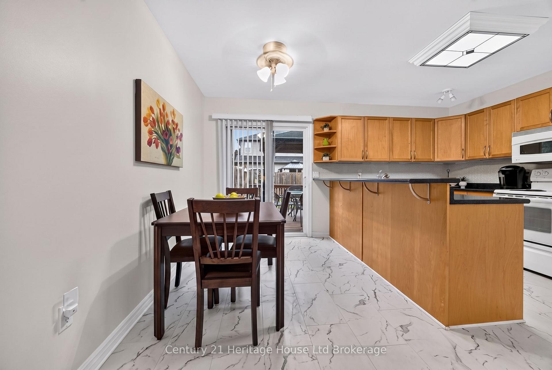 Photo 10 of 22 Hillside Road, Ingersoll, Ingersoll - North — HOMEH