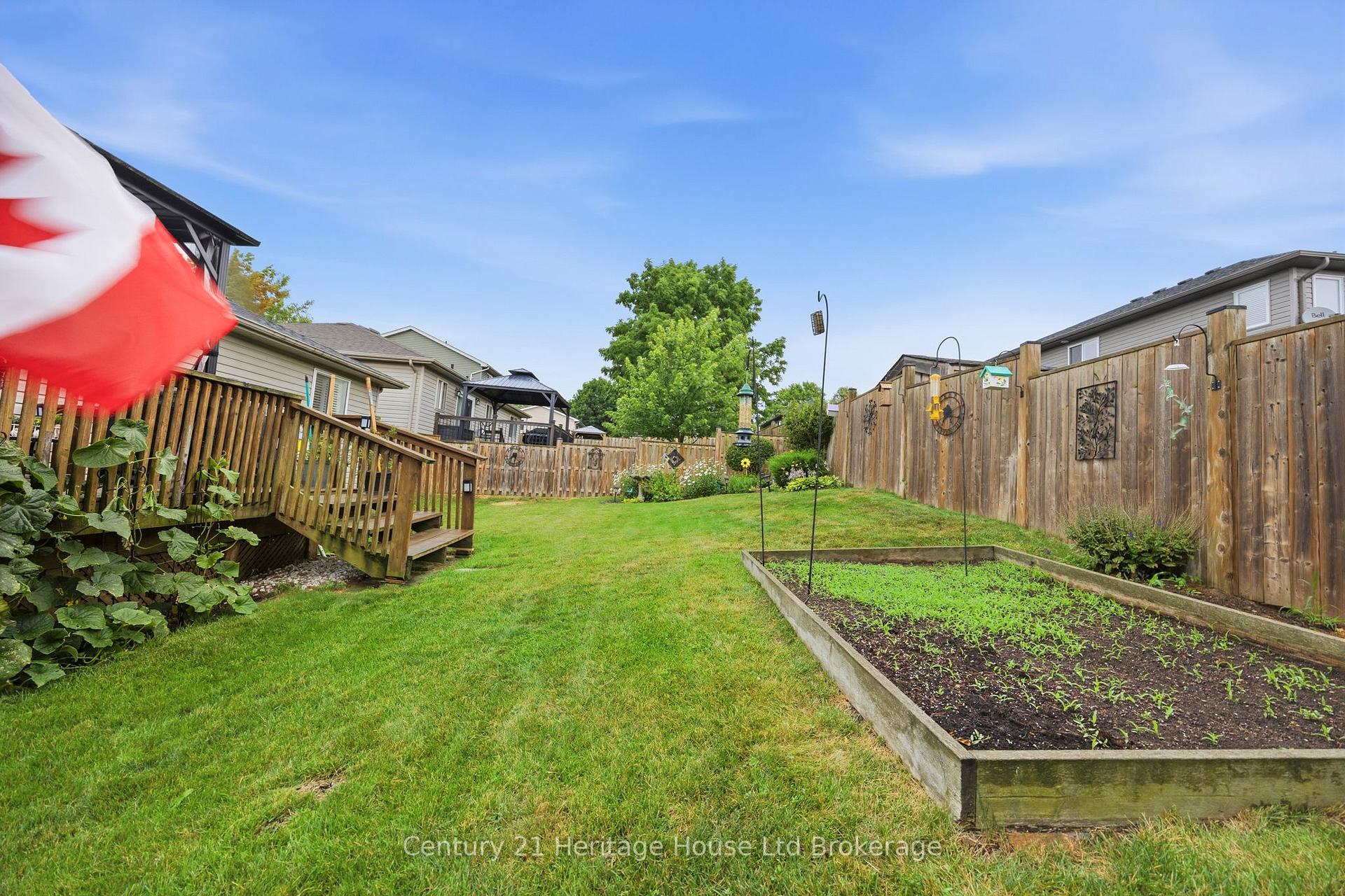 Photo 23 of 22 Hillside Road, Ingersoll, Ingersoll - North — HOMEH