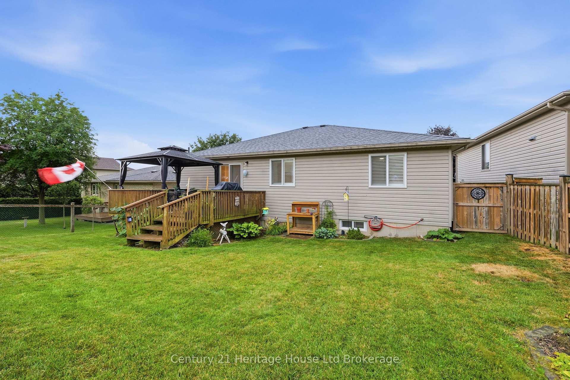 Photo 24 of 22 Hillside Road, Ingersoll, Ingersoll - North — HOMEH