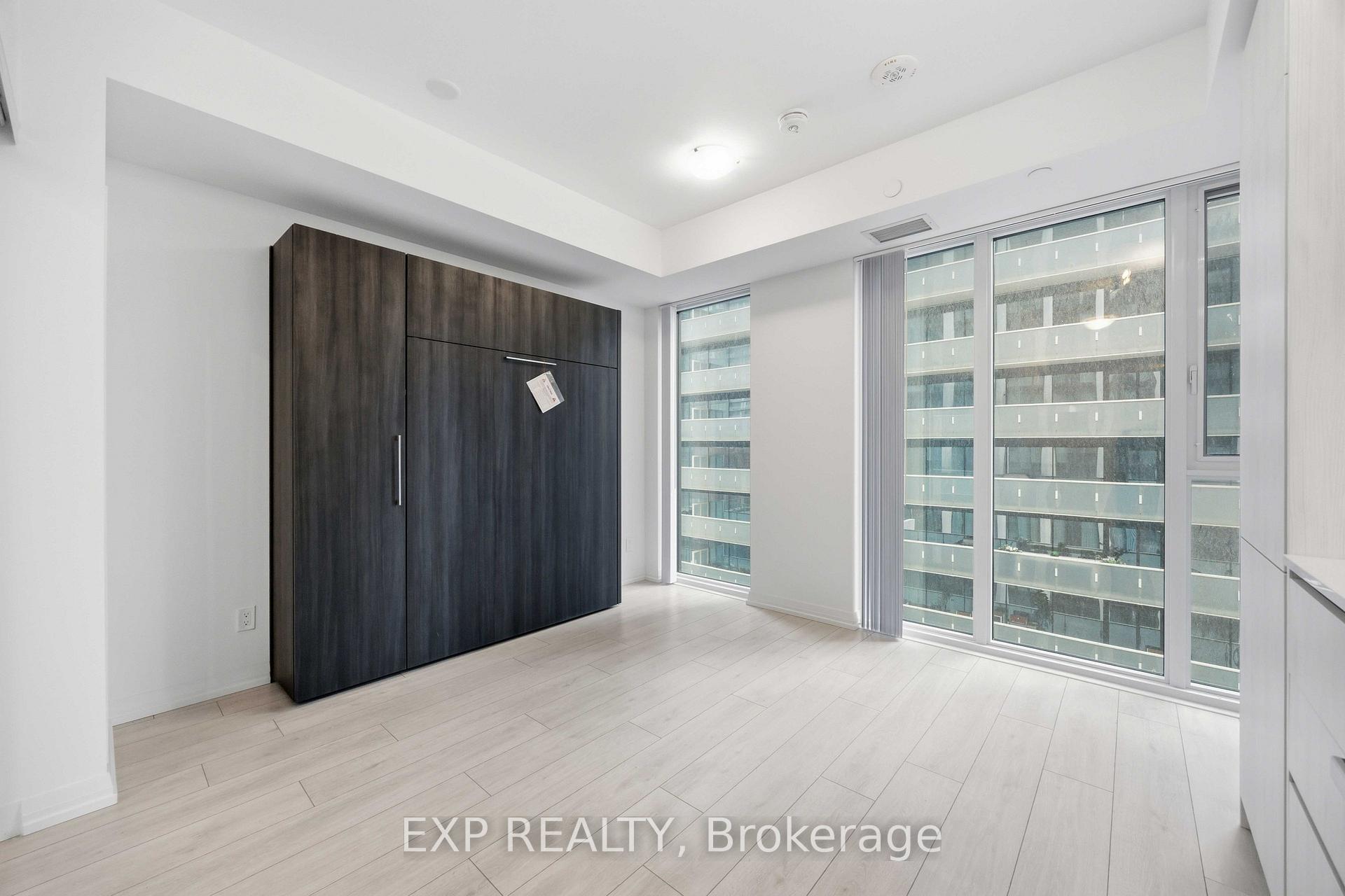 Photo 3 of Unit 1601, 400 King Street W, Toronto, Waterfront Communities — HOMEH