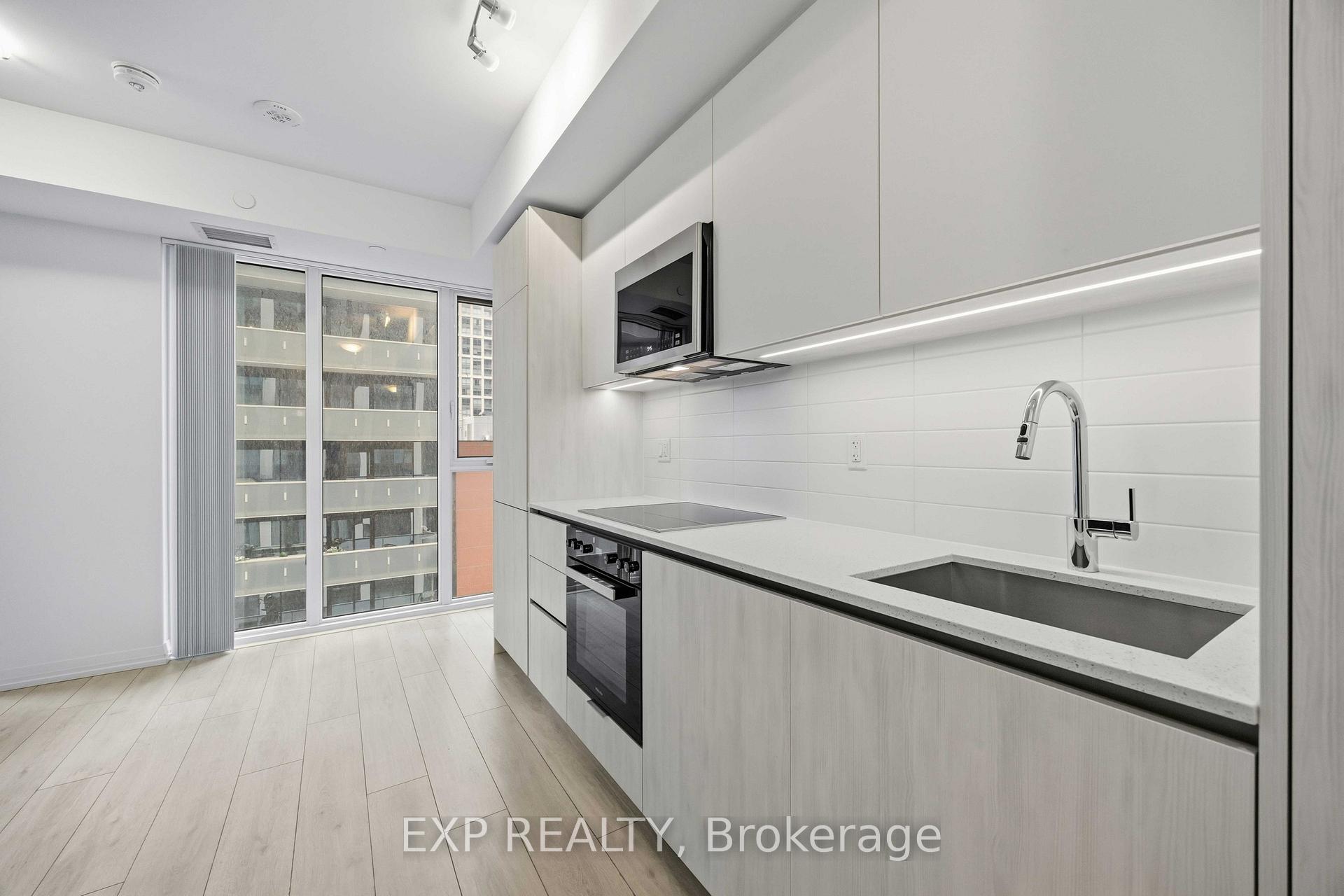 Photo 13 of Unit 1601, 400 King Street W, Toronto, Waterfront Communities — HOMEH