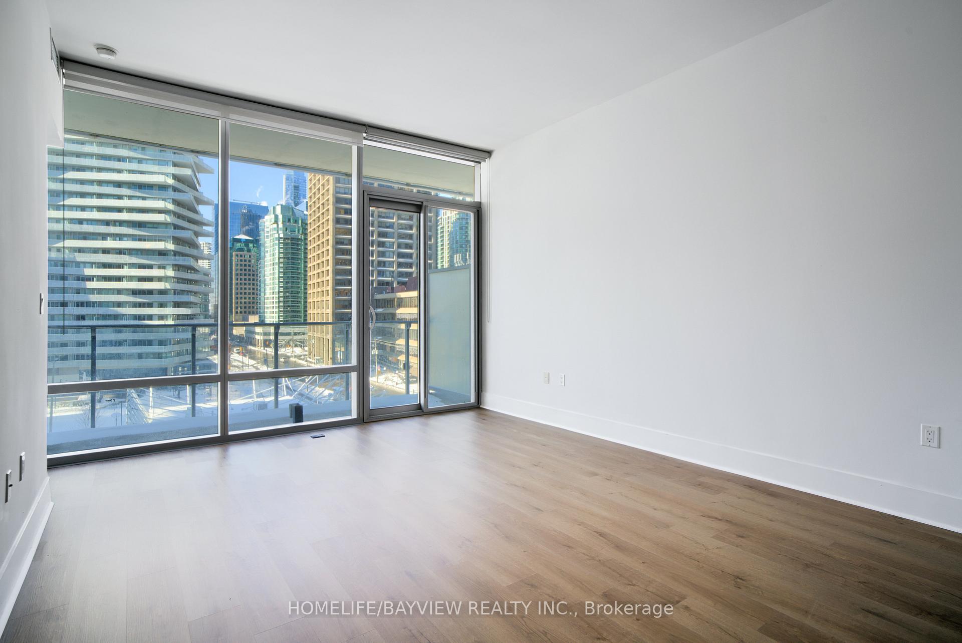Photo 5 of Unit 639, 39 Queens Quay E, Toronto, Waterfront Communities — HOMEH