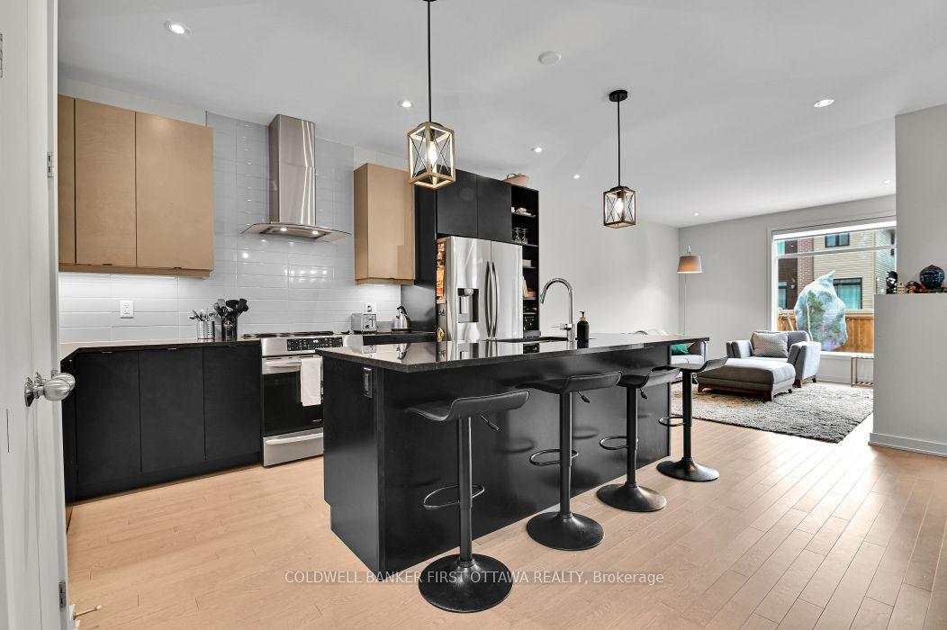 Photo 7 of 1035 Eider Street, Ottawa, Riverside South/Gloucester Glen — HOMEH