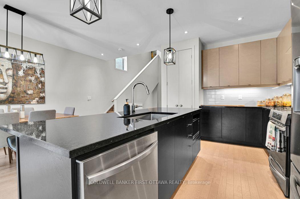 Photo 11 of 1035 Eider Street, Ottawa, Riverside South/Gloucester Glen — HOMEH