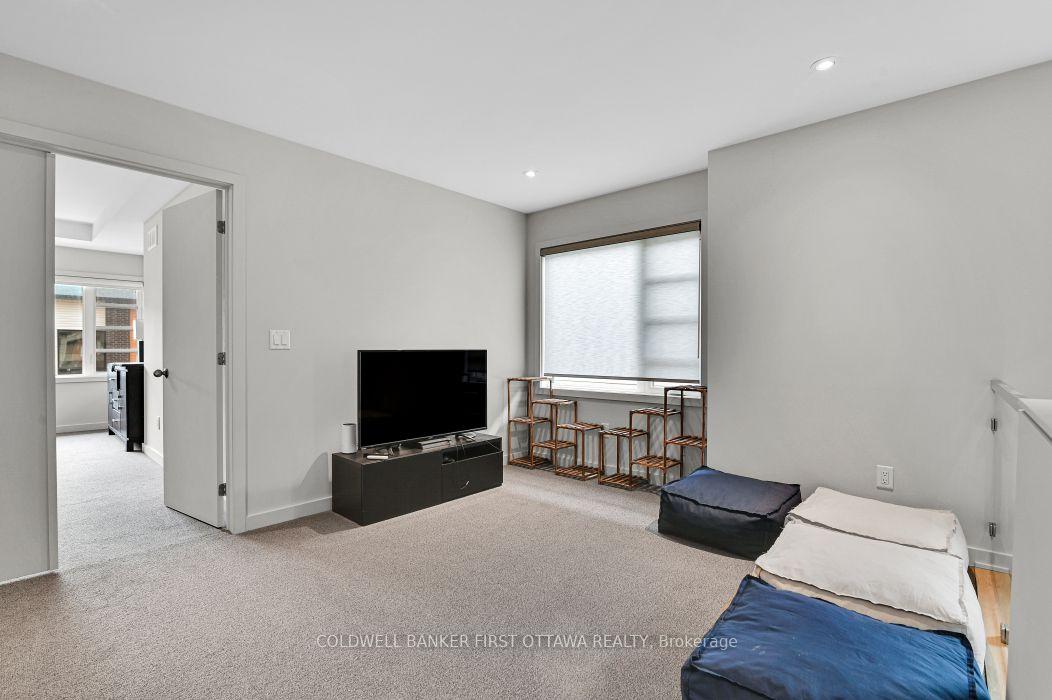 Photo 16 of 1035 Eider Street, Ottawa, Riverside South/Gloucester Glen — HOMEH