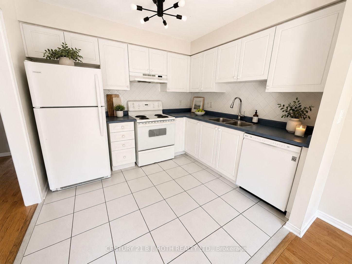 Photo 2 of Unit 66, 66 Sprucedale Way, Whitby, Pringle Creek — HOMEH