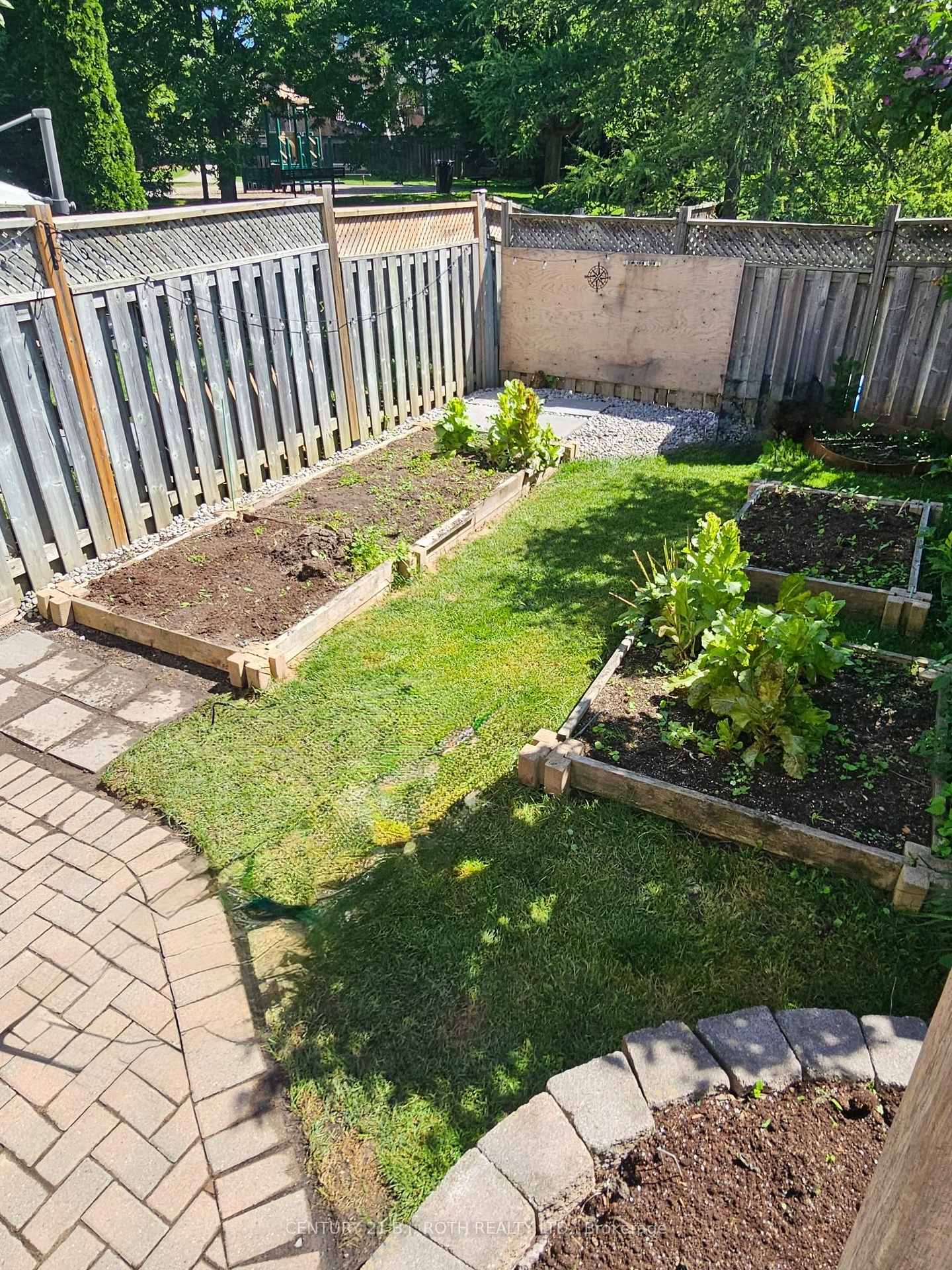 Photo 19 of Unit 66, 66 Sprucedale Way, Whitby, Pringle Creek — HOMEH