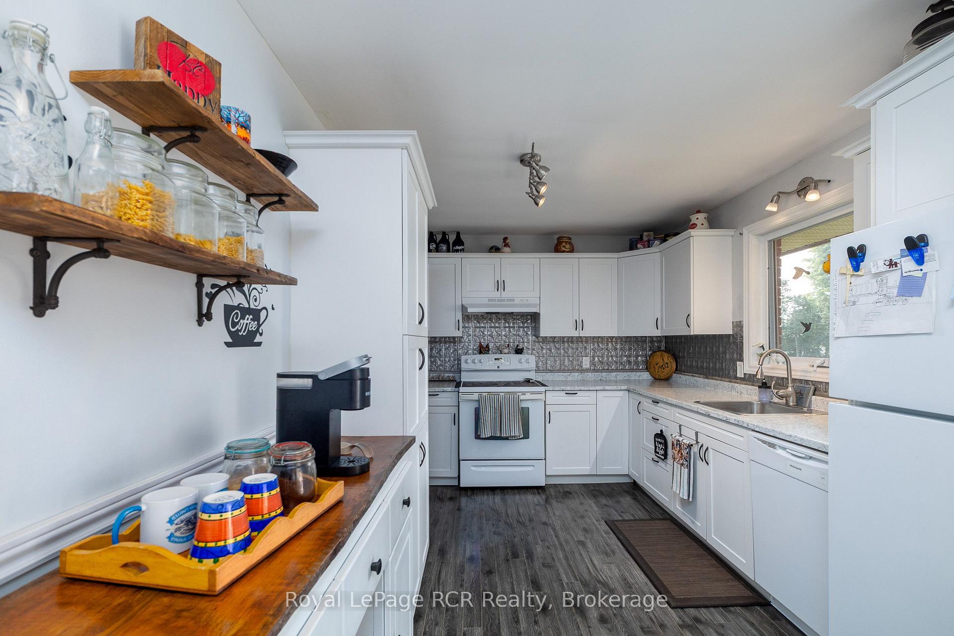 Photo 9 of 67 Cambrai Road, Grey Highlands — HOMEH